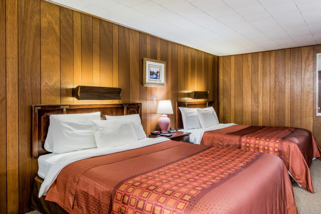 Highland Inn ニュー・カンバーランド エクステリア 写真